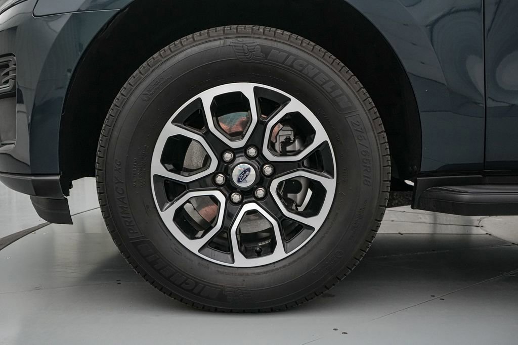 Certified 2024 Ford Expedition XLT image 10