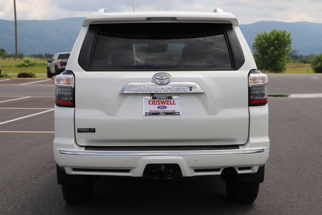 Used 2022 Toyota 4Runner Limited AWD/4WD image 5
