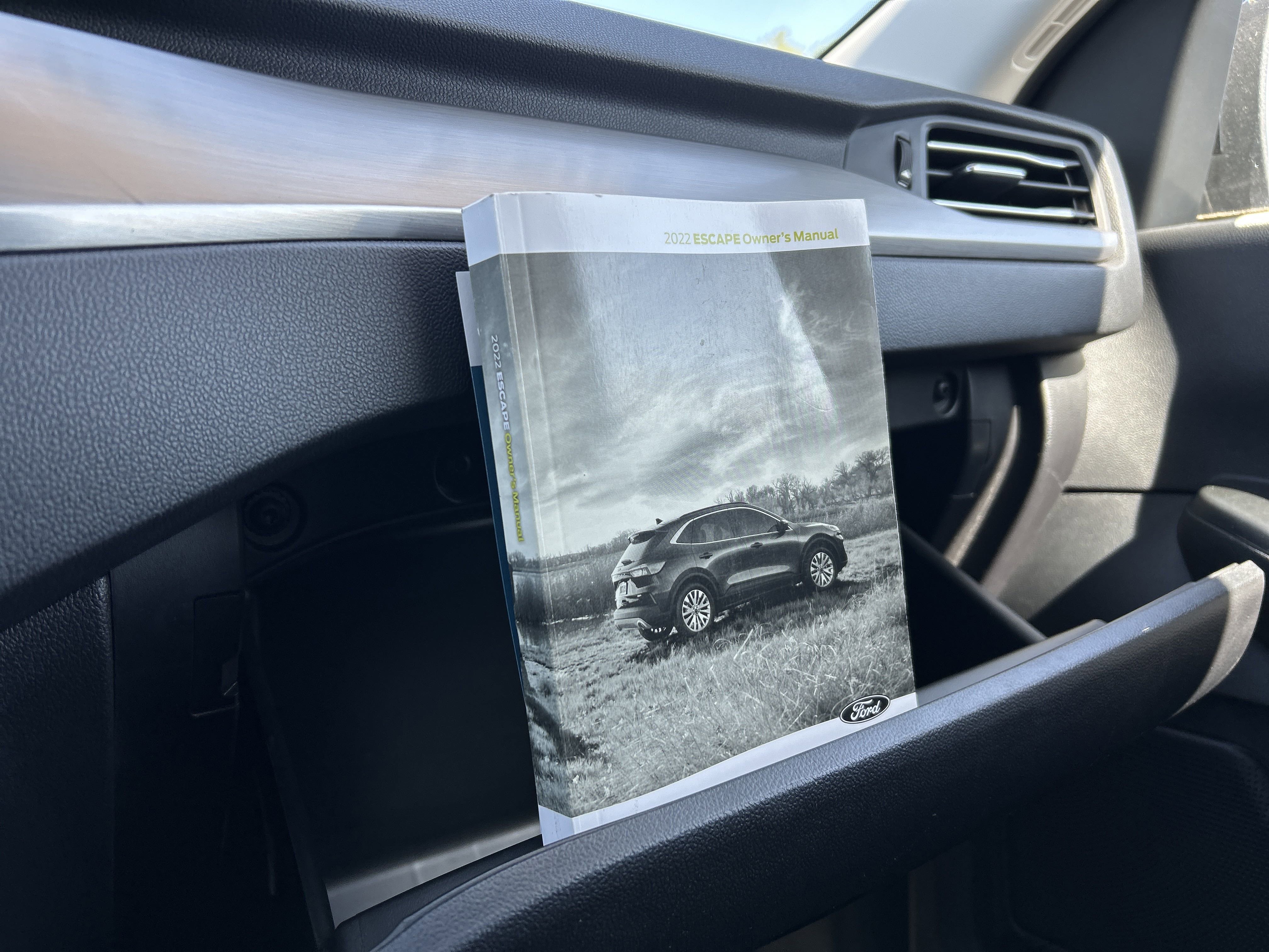 Certified 2022 Ford Escape Titanium image 48