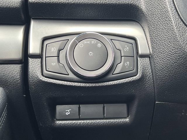 Certified 2018 Ford Explorer XLT w/ Equipment Group 202A image 30