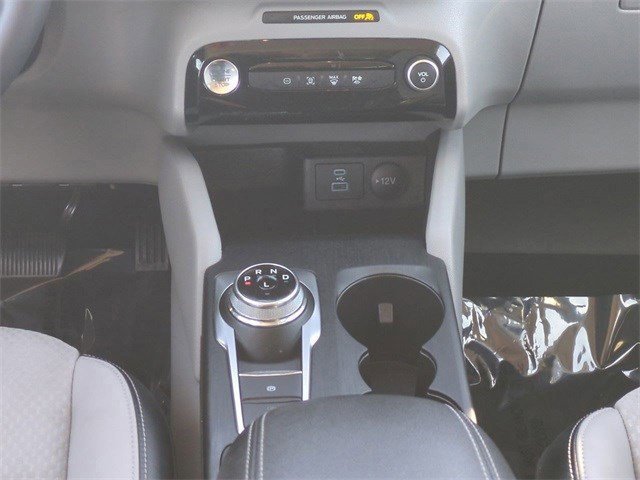 Certified 2023 Ford Escape SE image 19