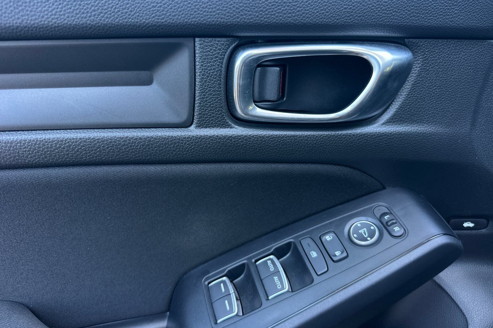 Used 2025 Honda Civic LX image 10