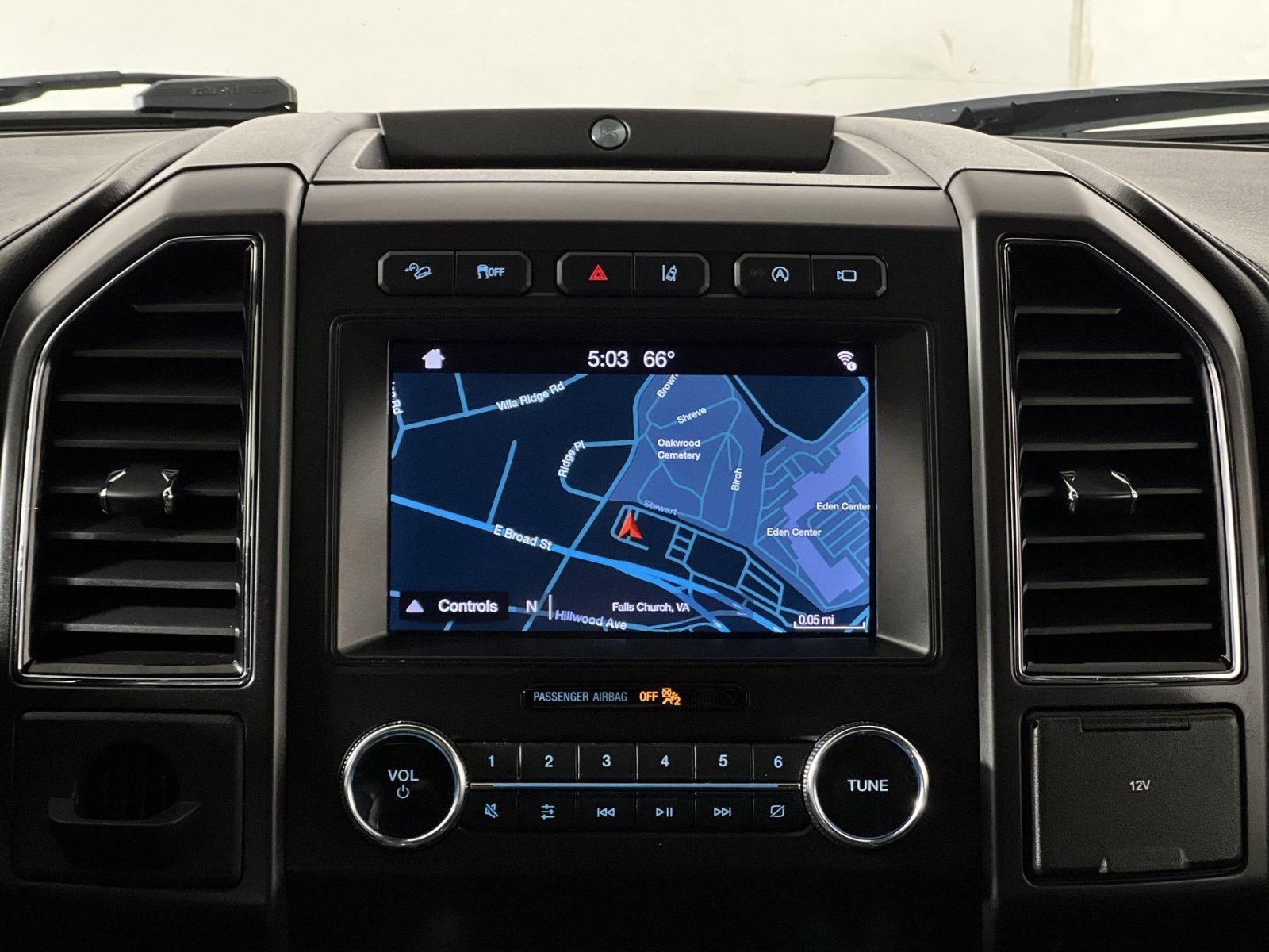 Certified 2019 Ford Expedition Limited w/ Equipment Group 302A AWD/4WD image 20