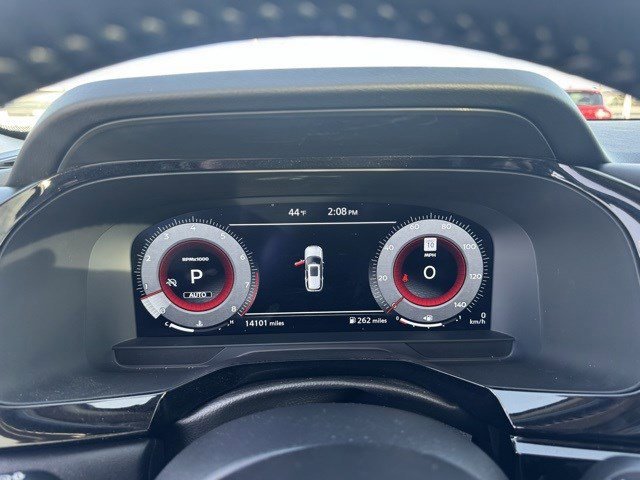 Used 2024 Nissan Pathfinder Platinum w/ Cargo Package image 14