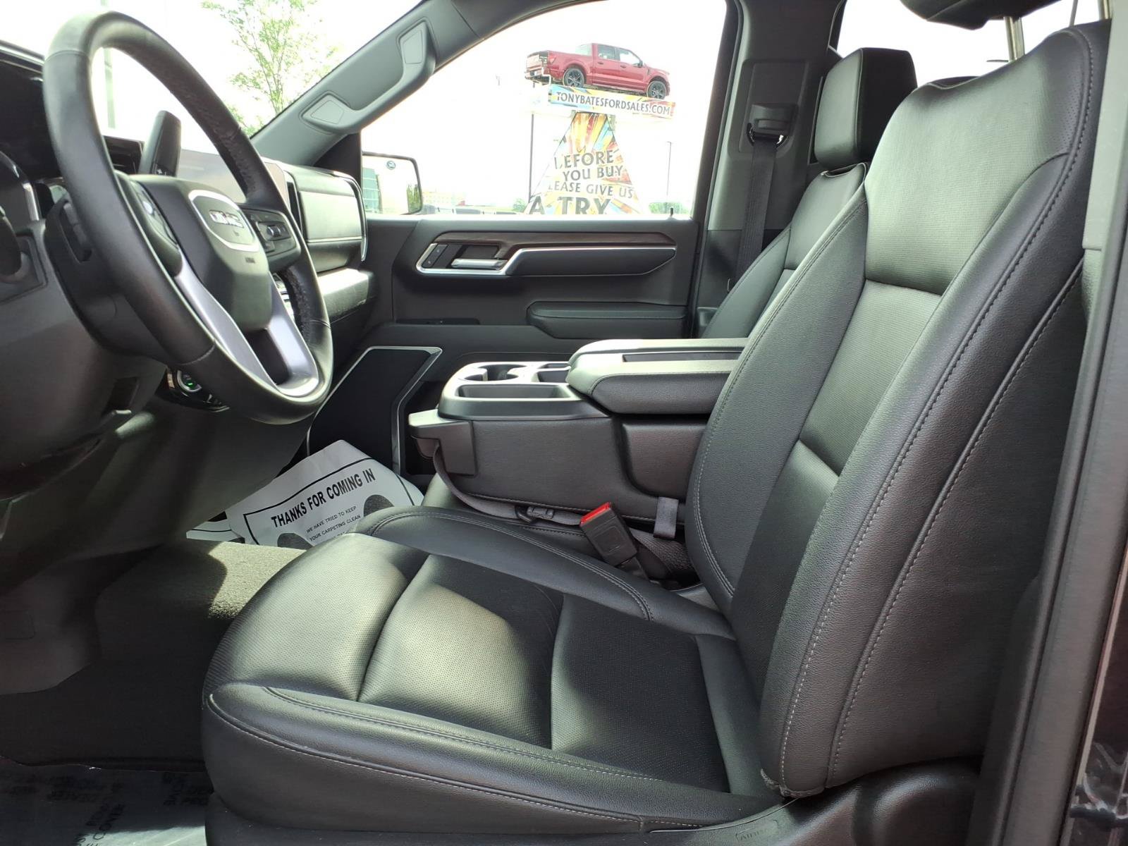 Used 2025 GMC Sierra 1500 SLT AWD/4WD image 10