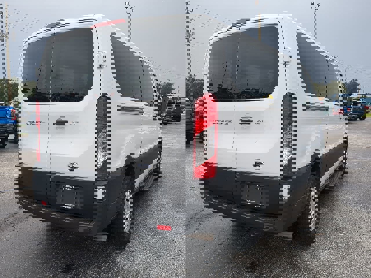 Certified 2022 Ford Transit 350 XLT image 5