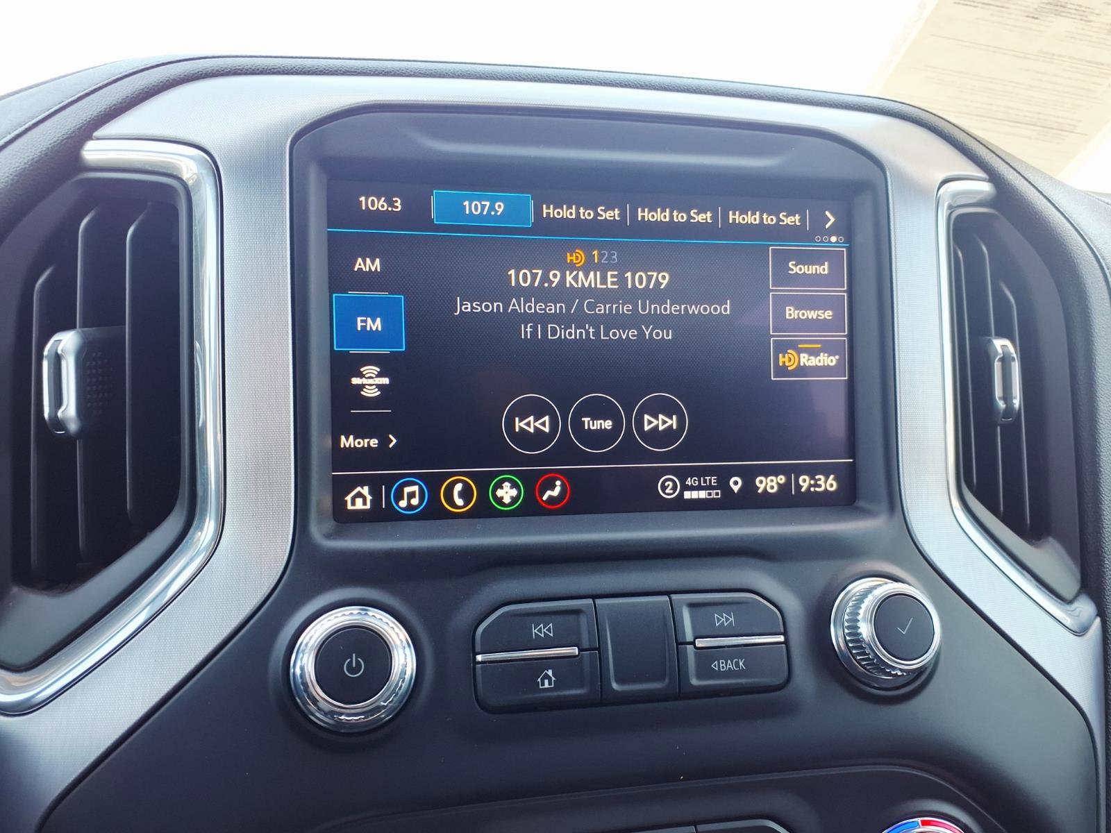 Used 2021 GMC Sierra 1500 Elevation w/ Preferred Package AWD/4WD image 24