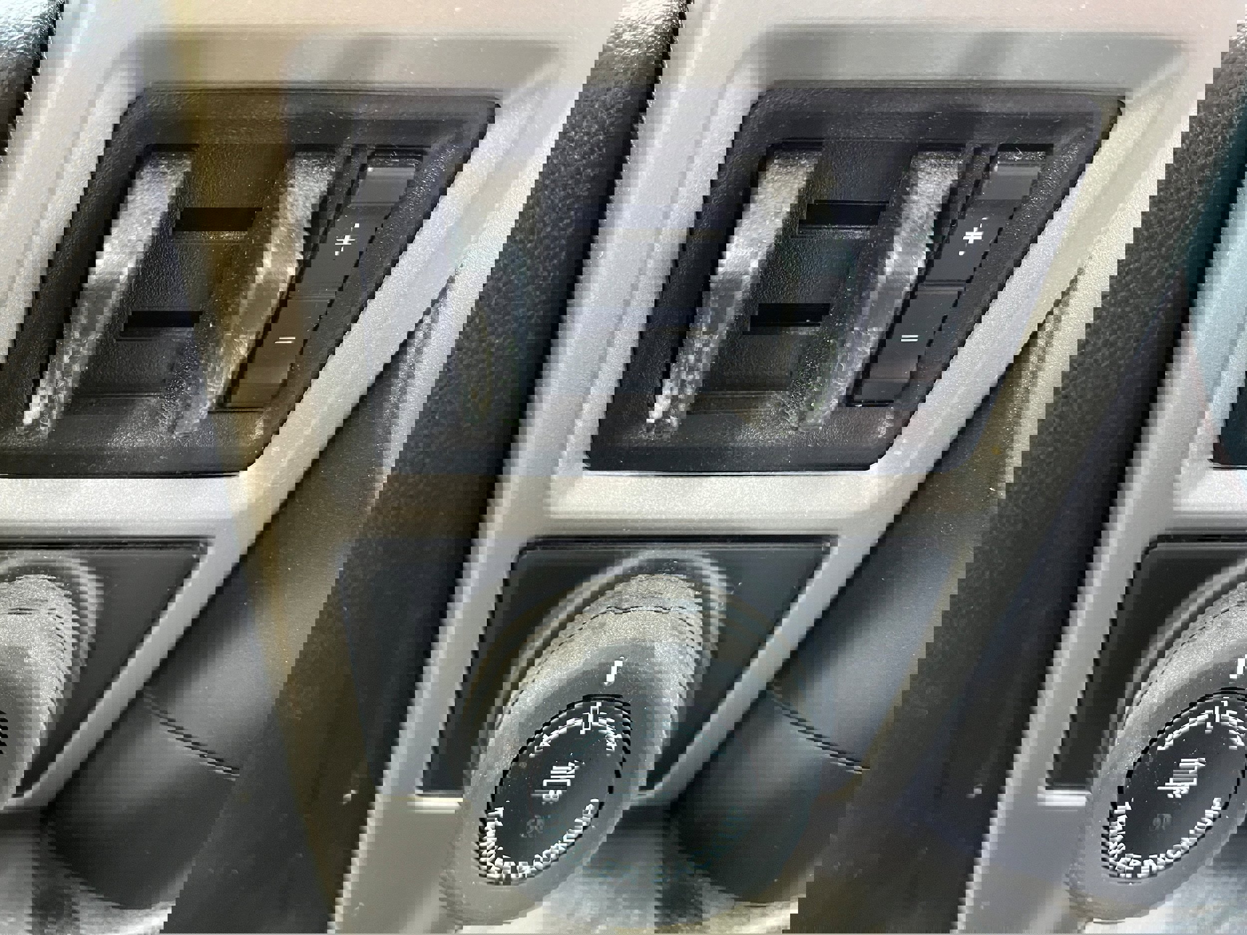 Certified 2020 Ford F350 Lariat image 17