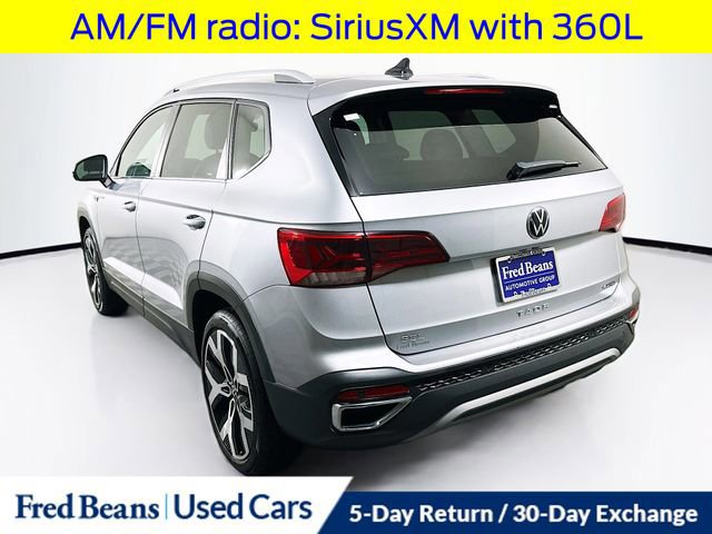 Used 2022 Volkswagen Taos SEL image 3
