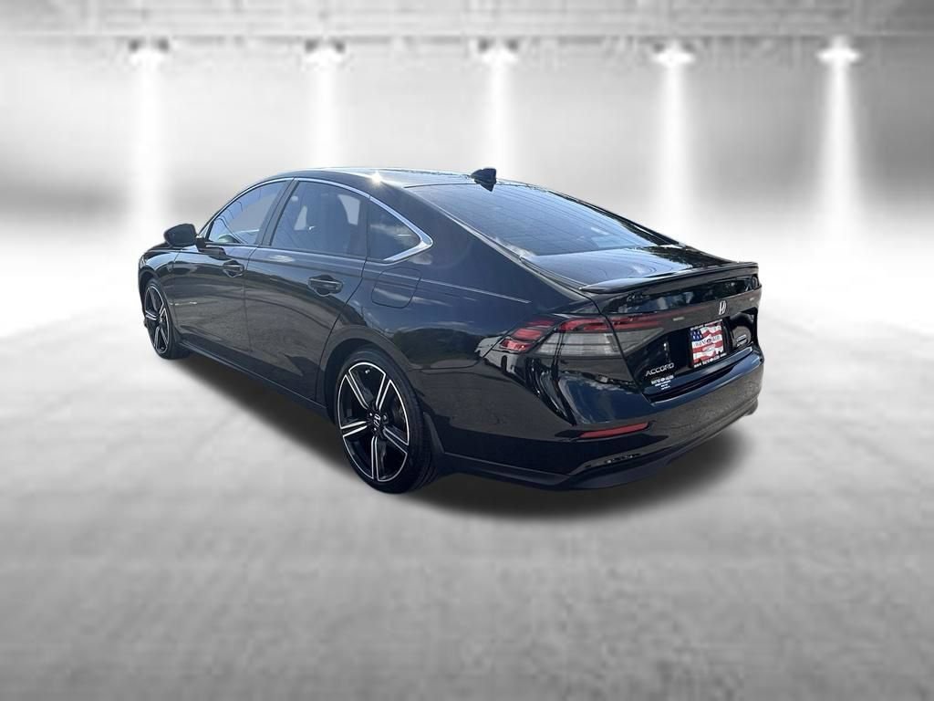 Used 2024 Honda Accord Sport image 7