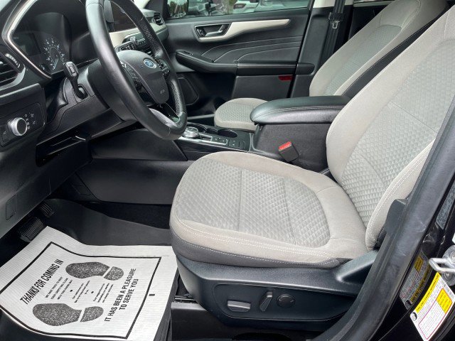 Certified 2022 Ford Escape SE w/ SE Sport Appearance Package AWD/4WD image 15