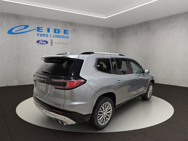 Used 2025 GMC Acadia Denali AWD/4WD image 4