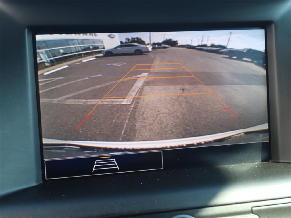 Used 2024 GMC Terrain SLE image 10