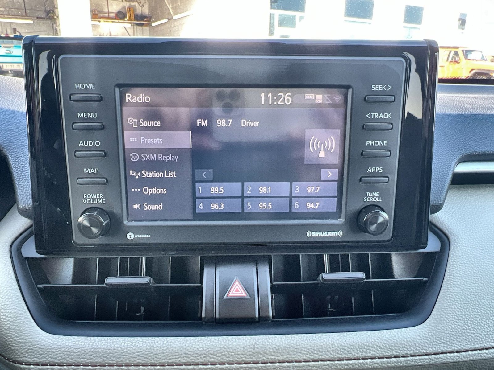 Used 2020 Toyota RAV4 XLE image 18