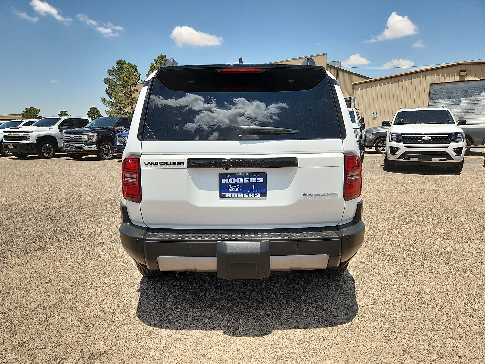 Used 2025 Toyota Land Cruiser w/ Premium Package AWD/4WD image 6