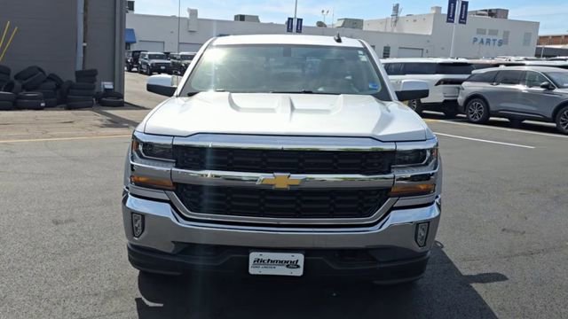 Used 2018 Chevrolet Silverado 1500 LT w/ All Star Edition image 9