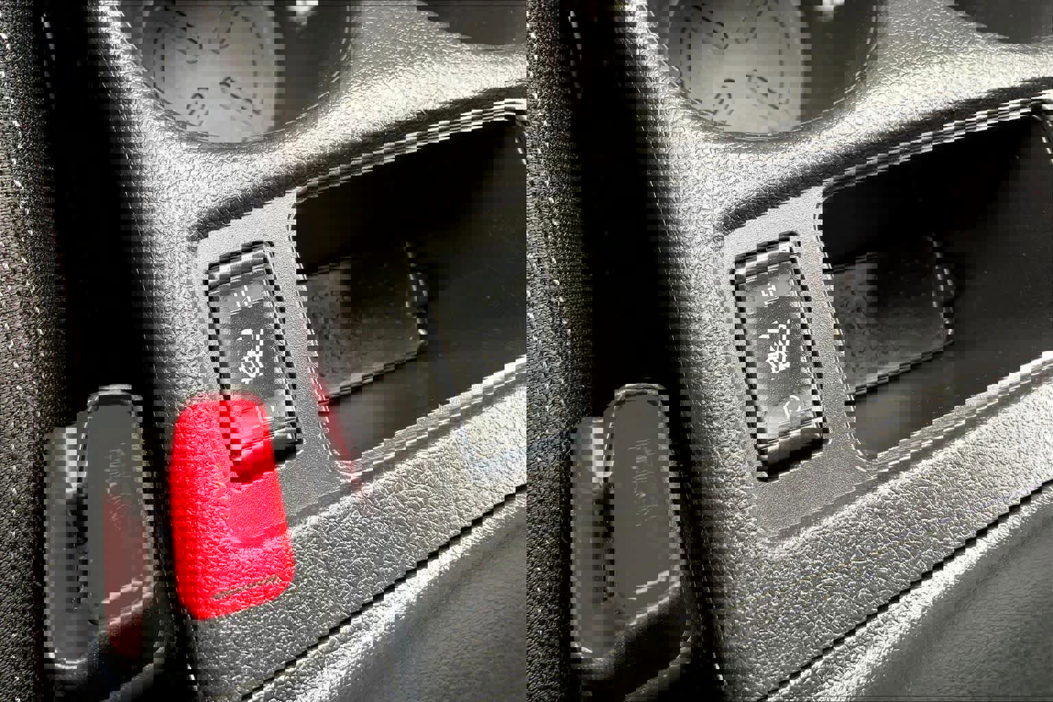 Used 2019 Nissan Rogue SV w/ Premium Package image 31