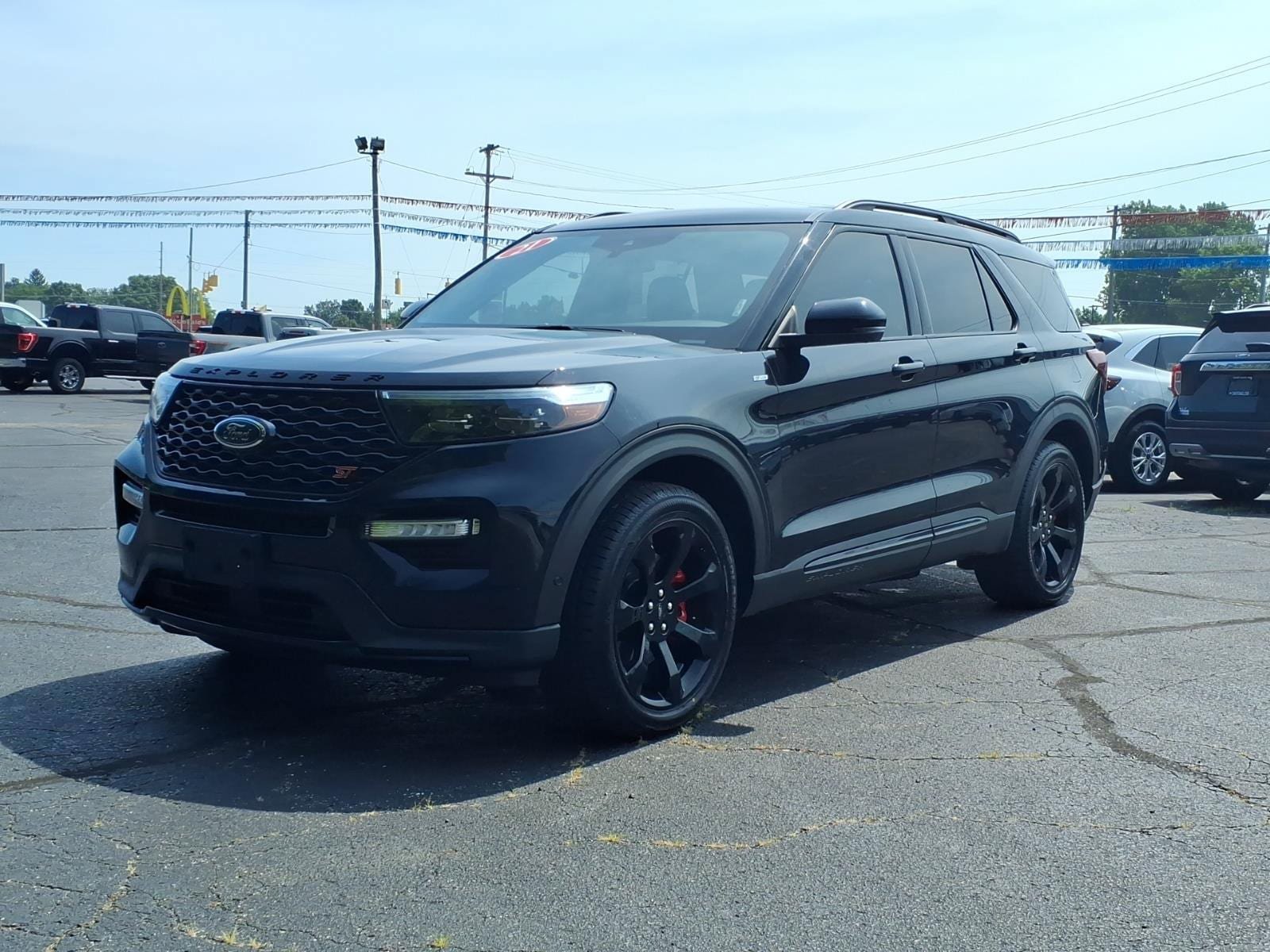 Certified 2021 Ford Explorer ST w/ ST Street Pack AWD/4WD image 3