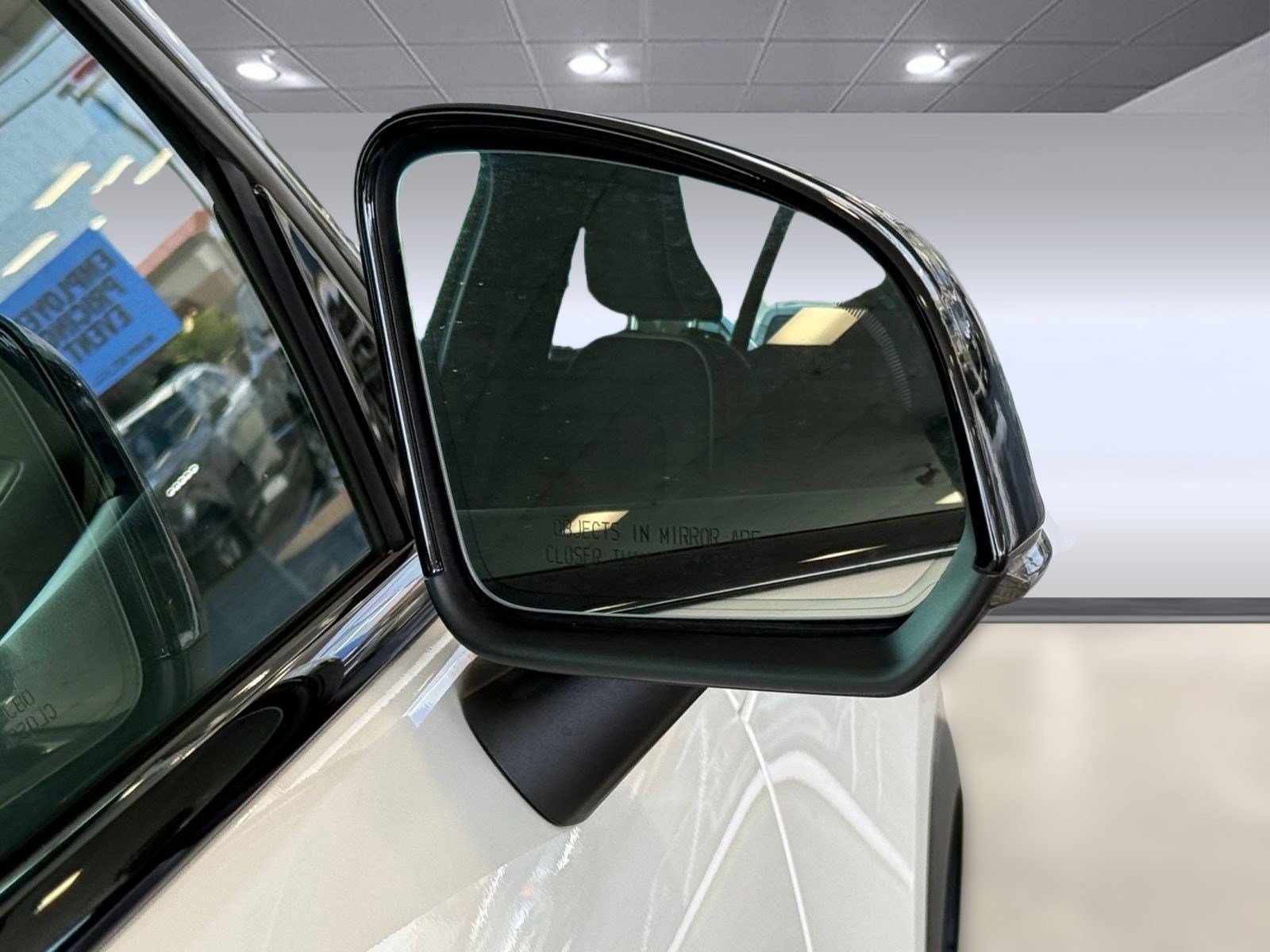 Used 2020 Volvo XC40 T5 R-Design w/ Protection Package Premier AWD/4WD image 34