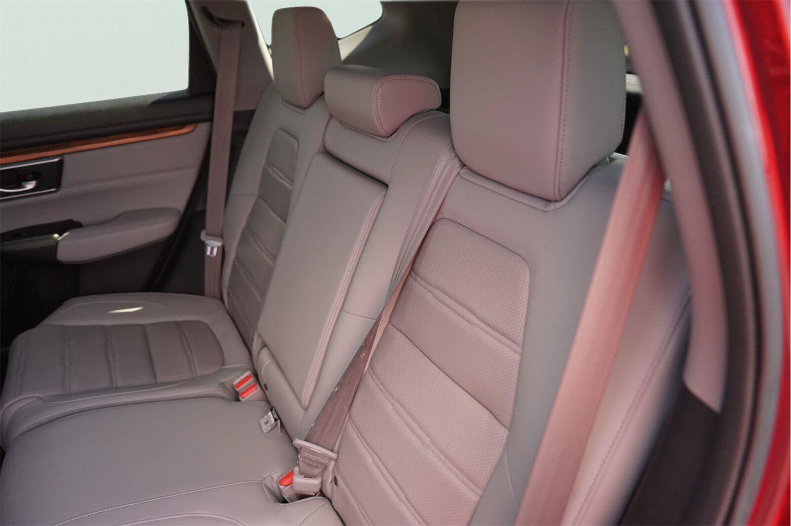 Used 2022 Honda CR-V Touring image 14