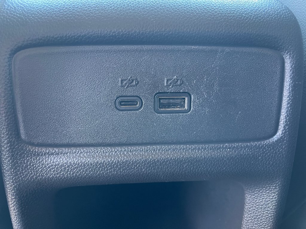 Used 2024 Chevrolet Trax ACTIV FWD image 33