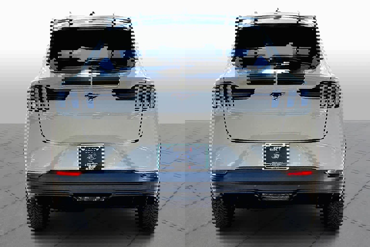 Certified 2025 Ford Mustang Mach-E GT image 2