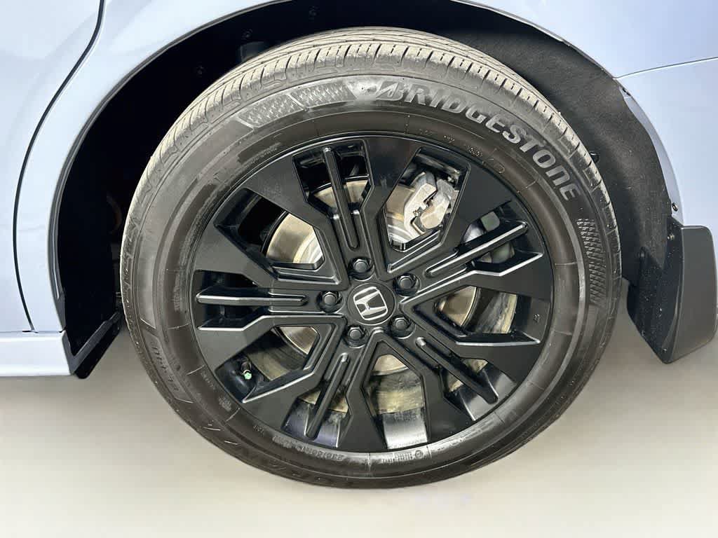 Used 2025 Honda Odyssey Sport-L image 8