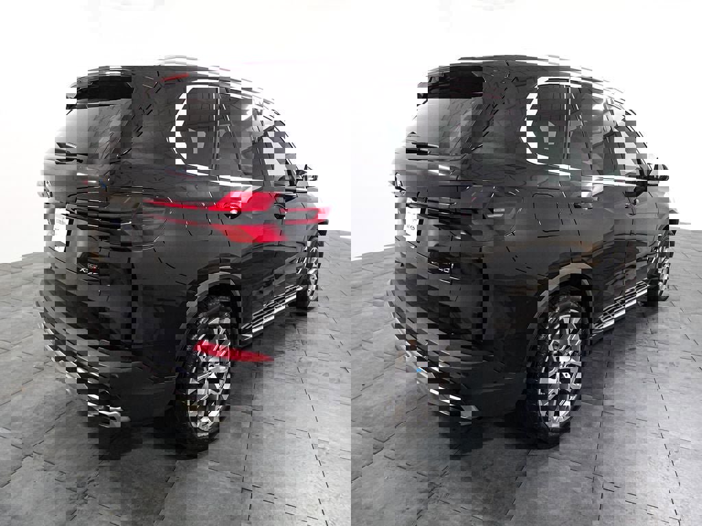 Used 2024 BMW X5 xDrive40i image 5