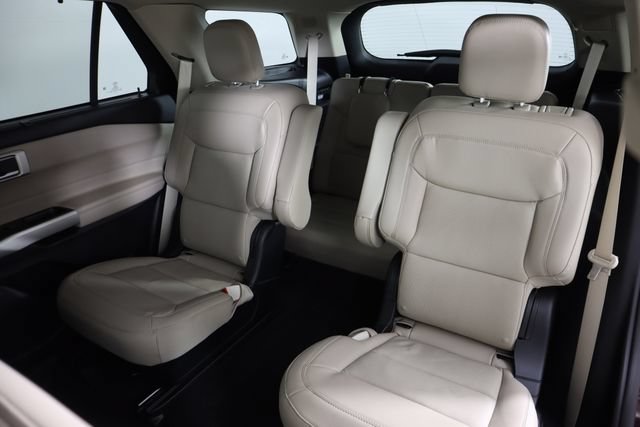 Certified 2022 Ford Explorer Limited AWD/4WD image 30