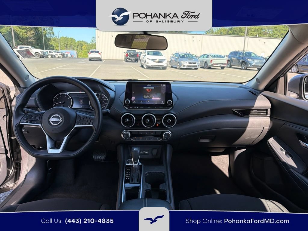 Used 2025 Nissan Sentra SV FWD image 8