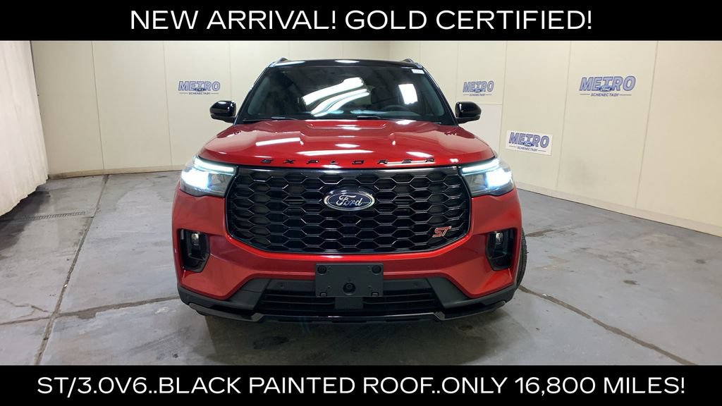 Certified 2025 Ford Explorer ST w/ Sun And Sound Package AWD/4WD image 8