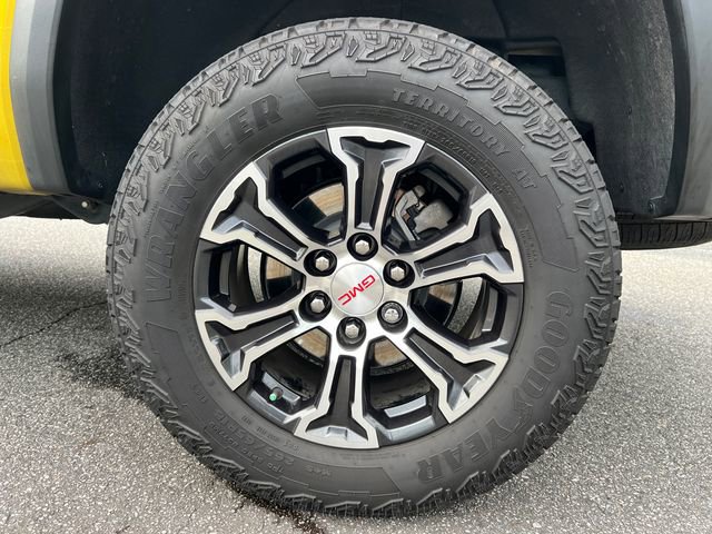 Used 2023 GMC Canyon AT4 w/ AT4 Premium Package AWD/4WD image 25