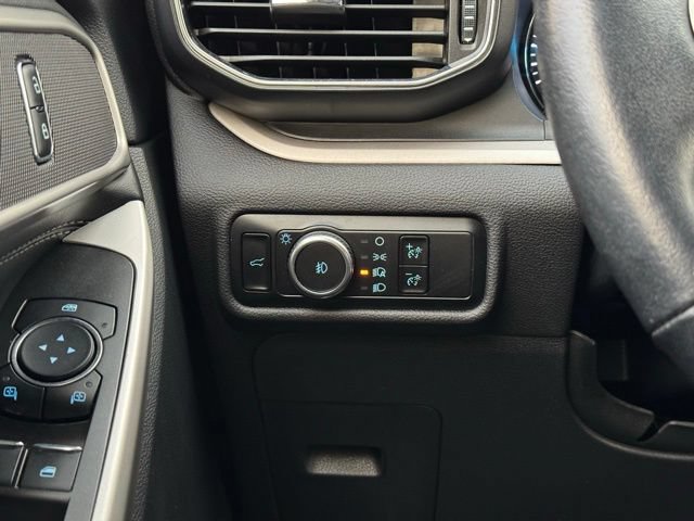 Certified 2023 Ford Explorer XLT w/ Equipment Group 202A AWD/4WD image 37