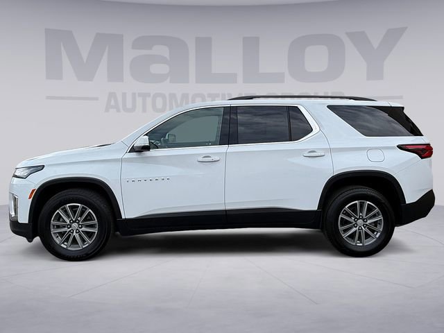 Used 2023 Chevrolet Traverse LT image 2