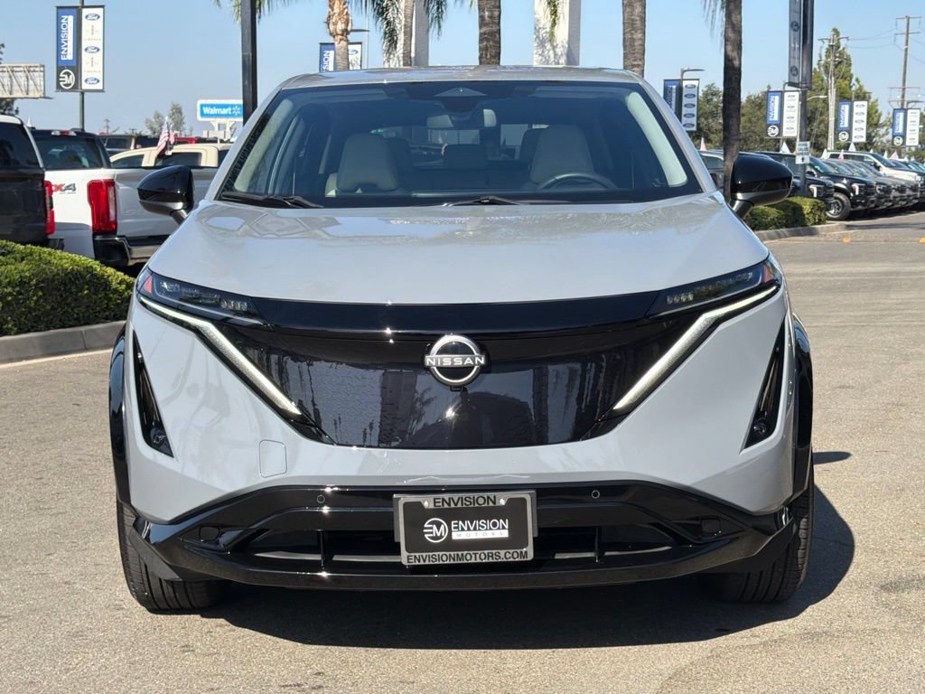 Used 2025 Nissan Ariya AWD image 4