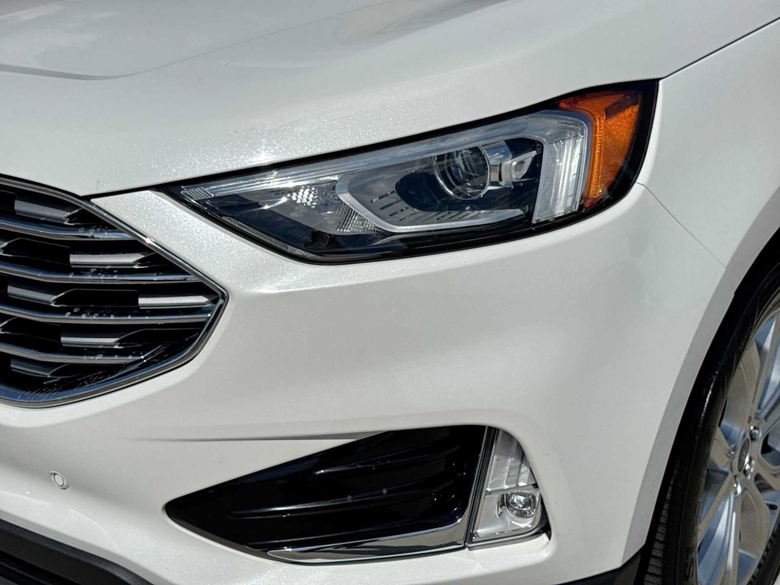 Certified 2020 Ford Edge Titanium AWD/4WD image 10