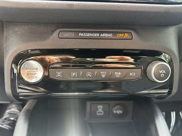 Certified 2023 Ford Escape ST-Line Elite w/ Premium Technology Package AWD/4WD image 24