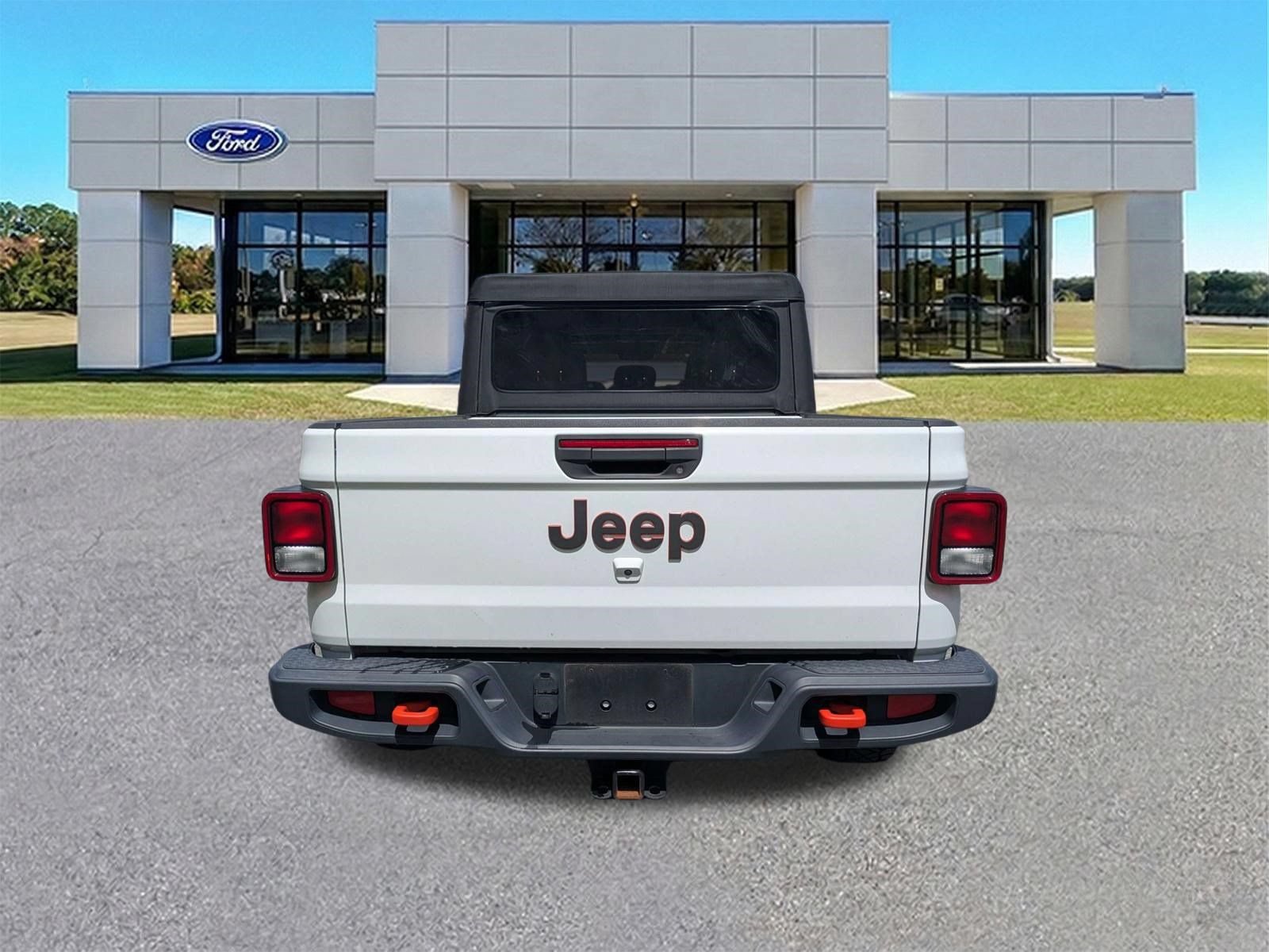 Used 2023 Jeep Gladiator Mojave w/ Trailer Tow Package AWD/4WD image 6