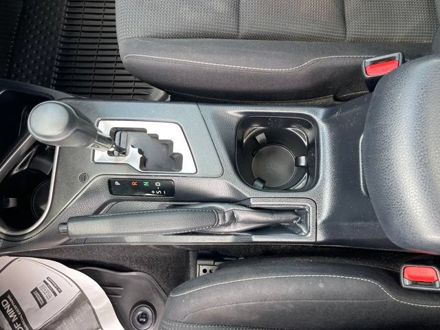 Used 2018 Toyota RAV4 XLE FWD image 29
