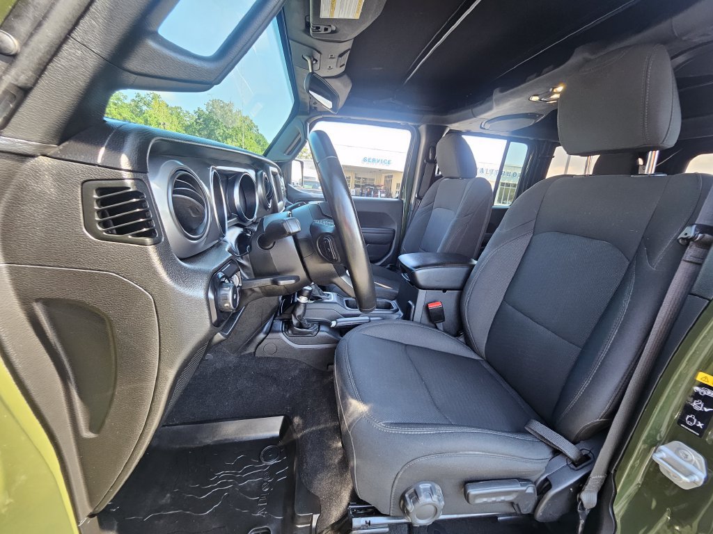 Used 2022 Jeep Wrangler Unlimited Sport AWD/4WD image 4