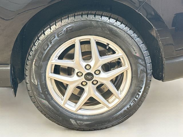 Certified 2023 Ford Edge SEL image 7