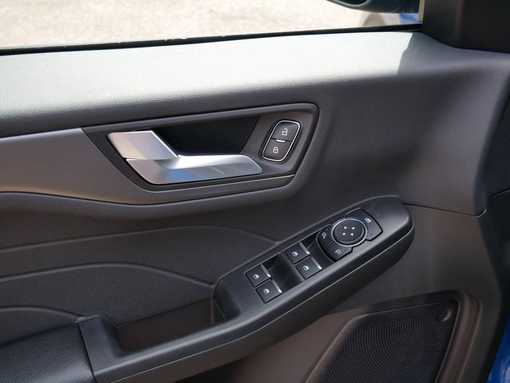 Certified 2023 Ford Escape SE FWD image 15