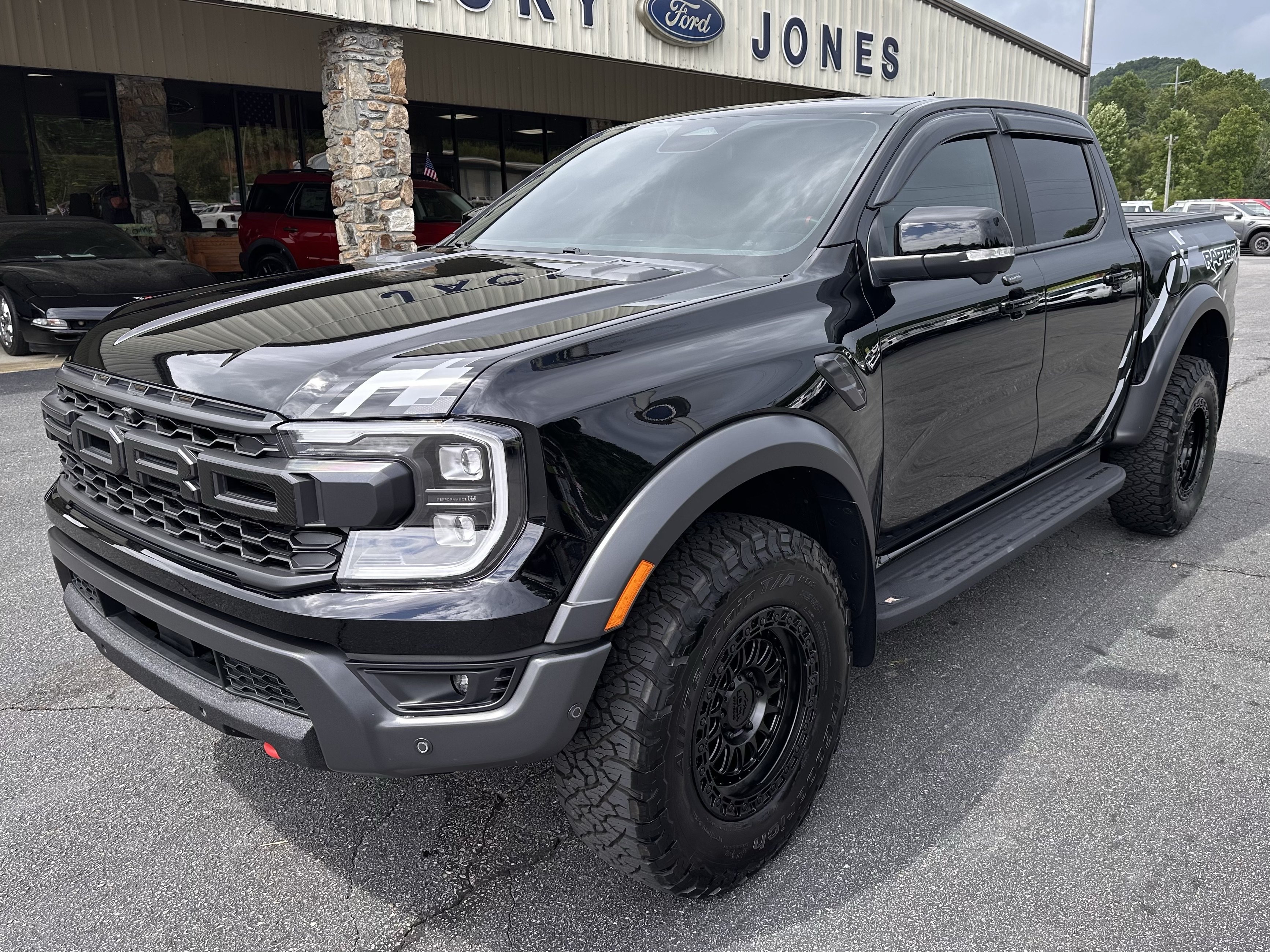 Certified 2024 Ford Ranger Raptor AWD/4WD image 2