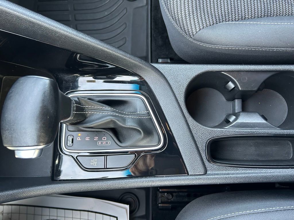 Used 2022 Kia Niro LXS image 29