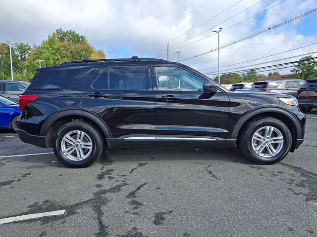 Certified 2023 Ford Explorer XLT w/ Equipment Group 202A AWD/4WD image 12