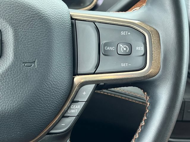 Used 2024 RAM 3500 Limited AWD/4WD image 32