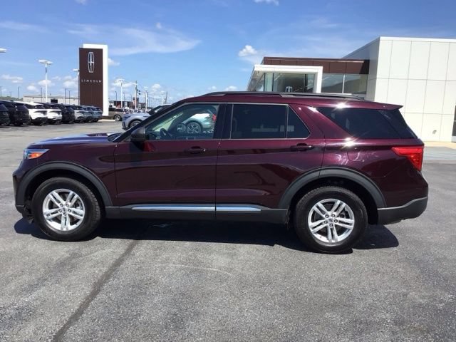 Certified 2022 Ford Explorer XLT w/ Equipment Group 202A AWD/4WD image 6