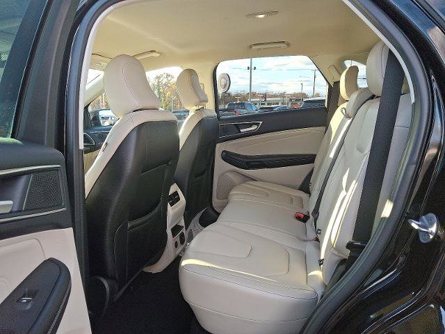 Certified 2022 Ford Edge Titanium image 10