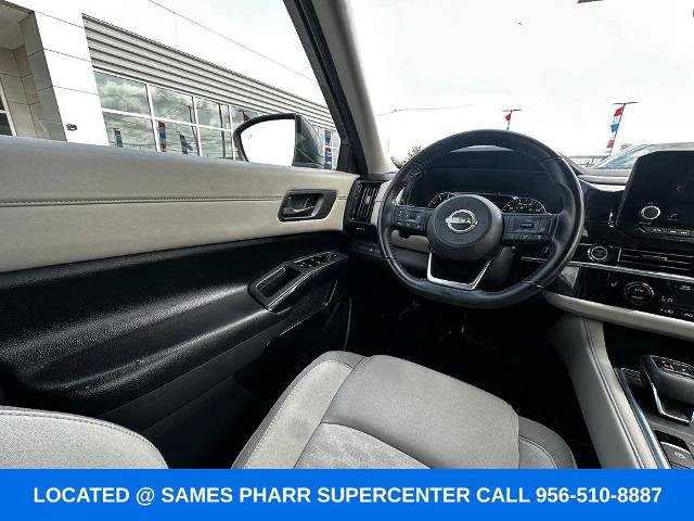 Used 2024 Nissan Pathfinder SV FWD image 13