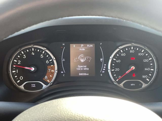 Used 2020 Jeep Renegade Latitude image 19